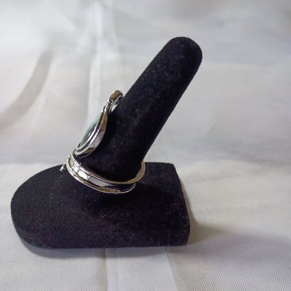 Vintage Style Synthetic Turquoise Ring Adjustable Silvertone NIB Gift Box - Picture 3 of 4